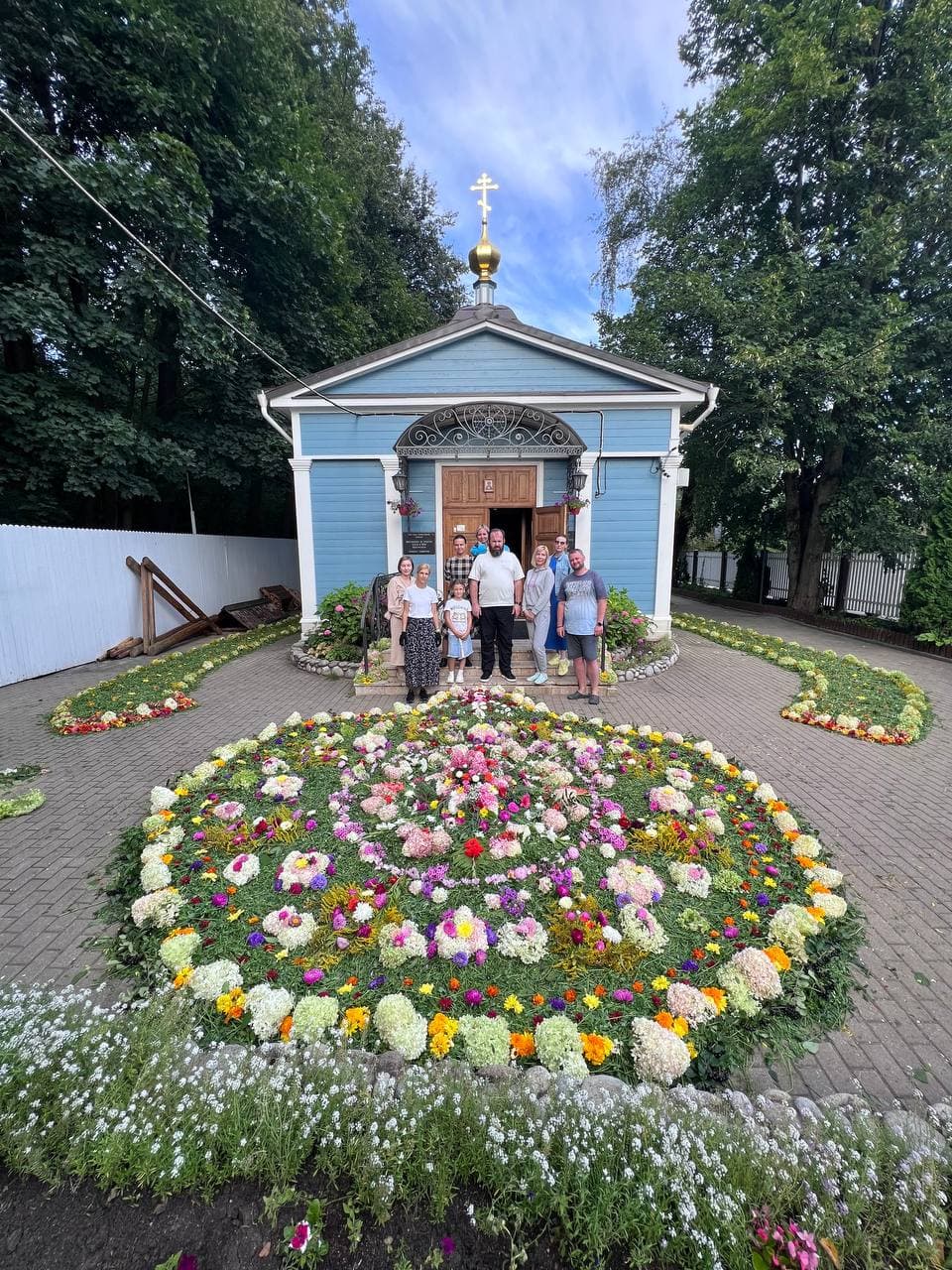 С праздником Успения Божия Матери!